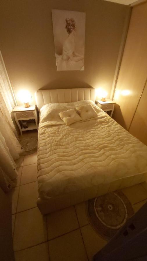 Appartement 2 Pieces Ница Екстериор снимка